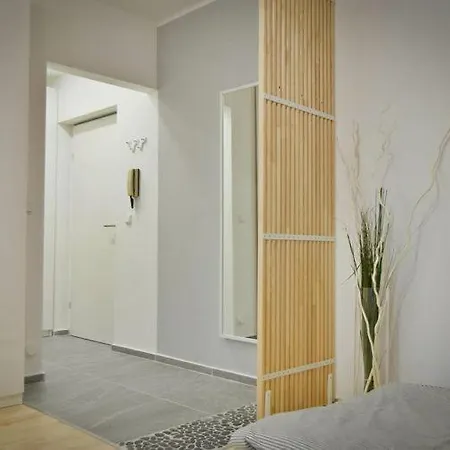 One Beautful Bedroom 아파트 *