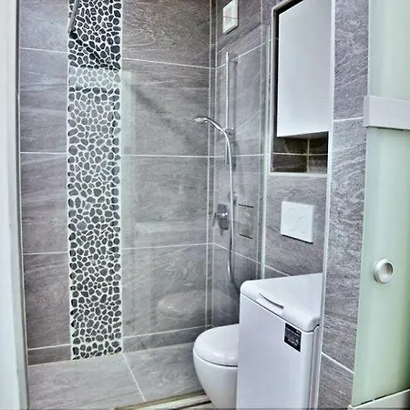 One Beautful Bedroom * 룩셈부르크